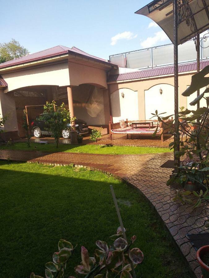 Happy House Hotel Salor Exterior photo