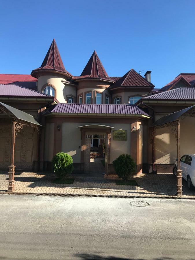 Happy House Hotel Salor Exterior photo