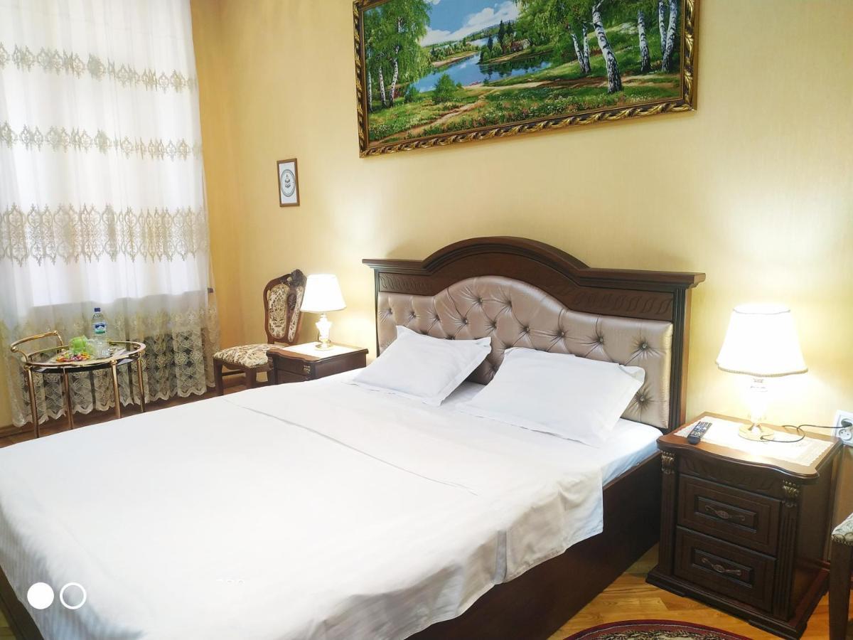 Happy House Hotel Salor Exterior photo