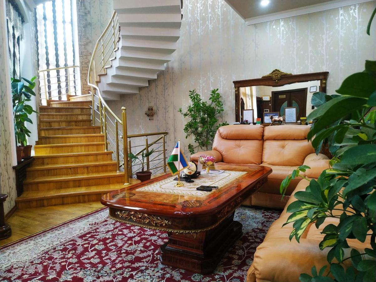 Happy House Hotel Salor Exterior photo